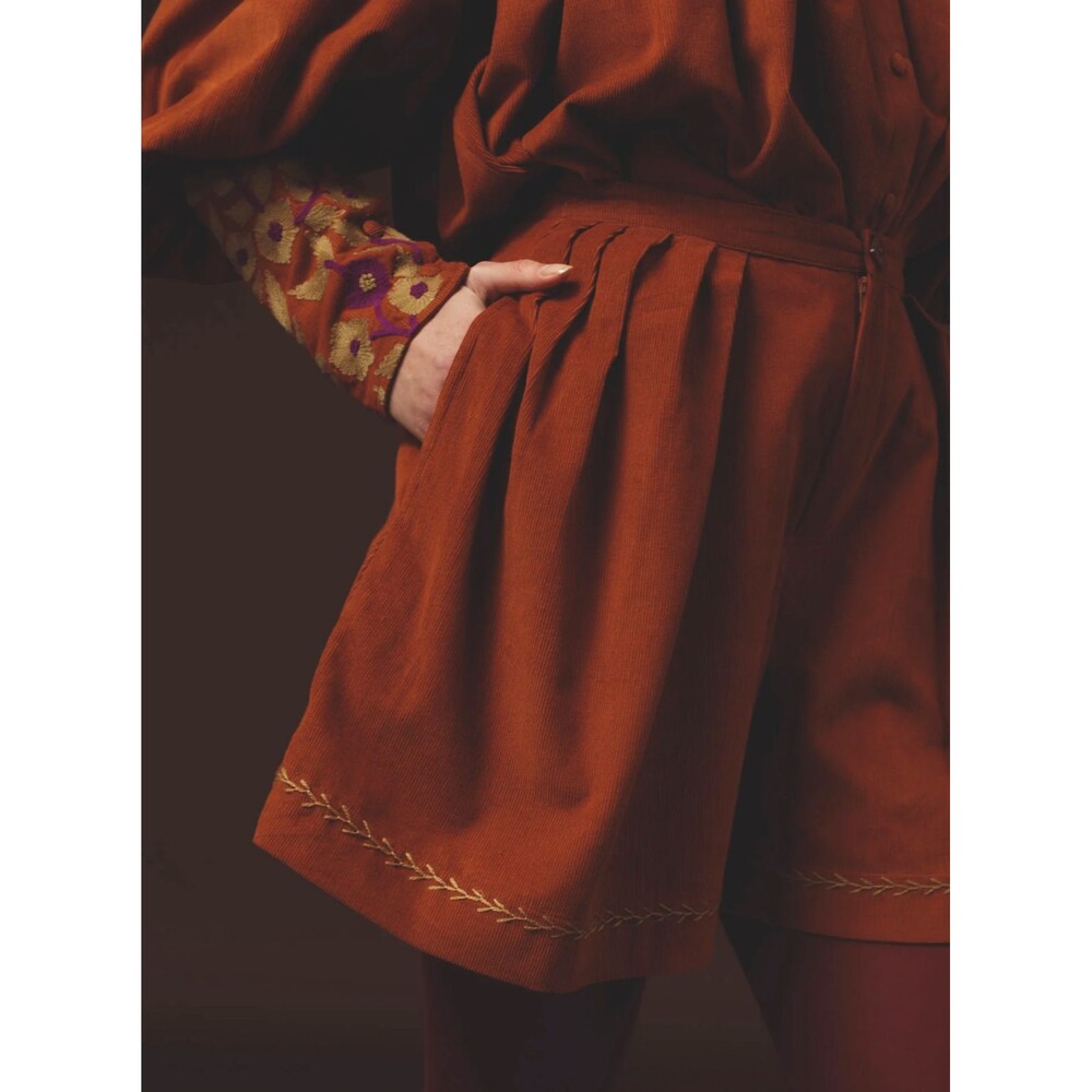 Thierry Colson Women's Kenya Short Embroidered Corduroy Burnt Orange size M NWT